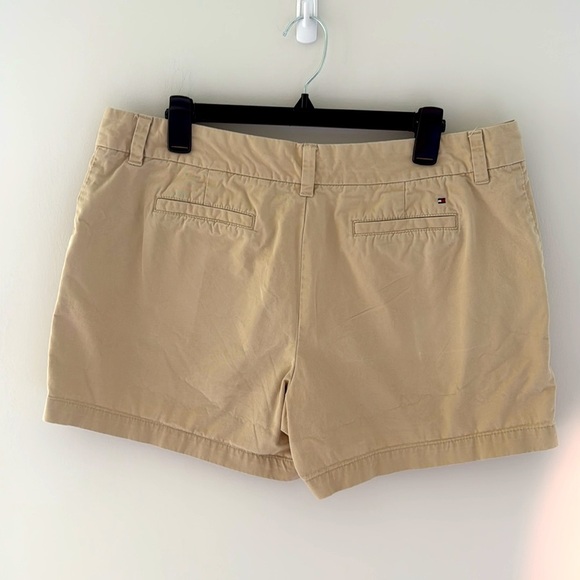 Tommy Hilfiger Tan Bermuda Shorts Casual Style size 16 - Picture 2 of 7